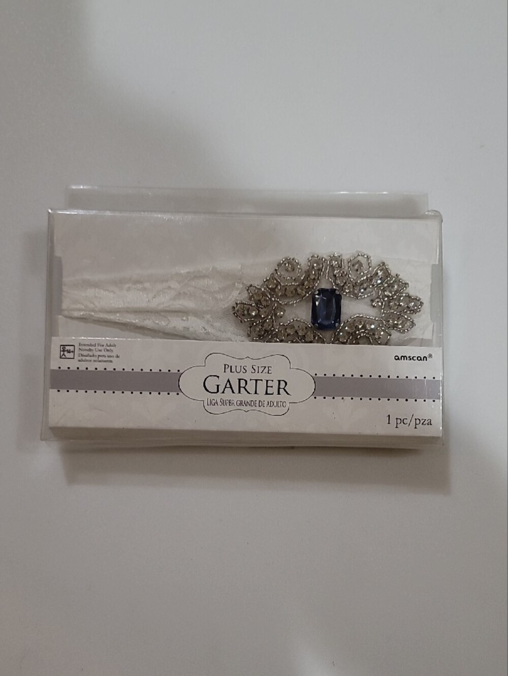 NEW Amscan Plus Size White Lace Bridal Garter - Elegant Packaging